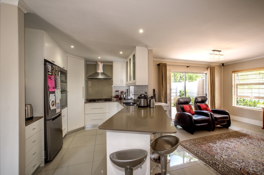 3 Bedroom Property for Sale in Rondebosch Western Cape